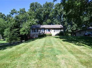 2894 Premae Dr, Akron, OH 44312