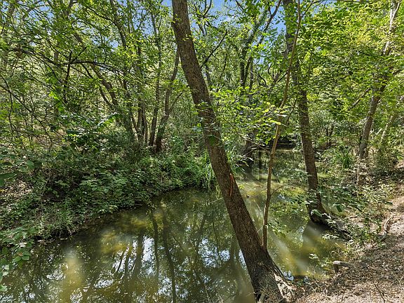 3rd image of 16001 Decker Lake Rd