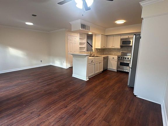 5th image of 2508 Bering Dr