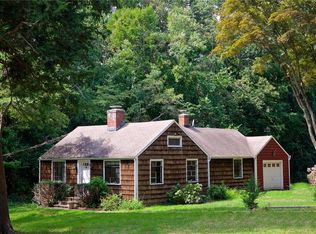 15 Adams Ln, Norwalk, CT 06850