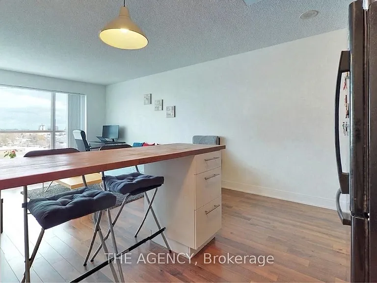 135 Village Green Sq #1015 — Photo 10