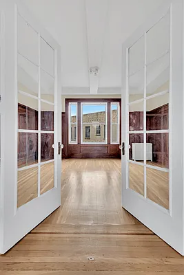 Sold by Compass | media 32