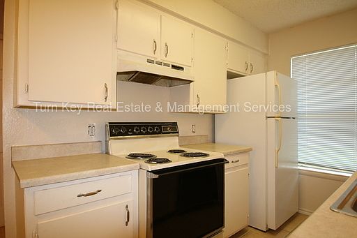 1st image of 1122 Oxford St APT C