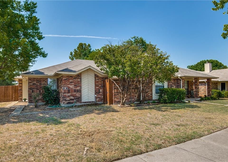 1st image of 583 Kirkland Dr