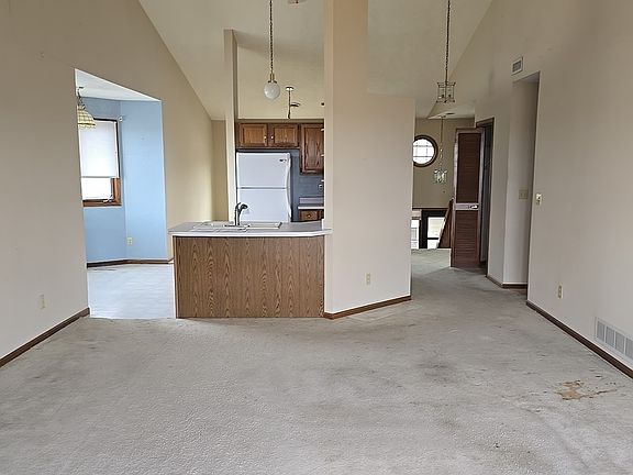 5th image of 5124 Morning Glory Ln #5124