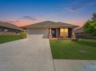 326 Dovington Dr, Huntsville, AL 35806