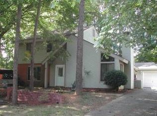 15712 Fairfield Dr, Matthews, NC 28104