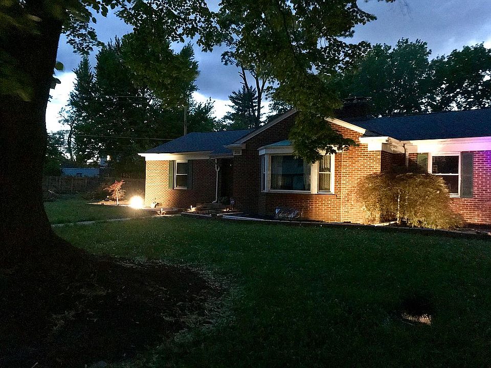2nd image of 315 Park Dr