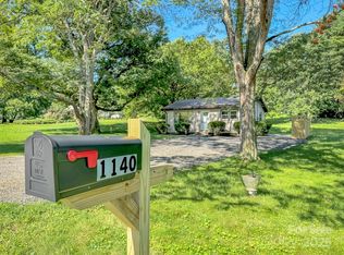 1140 Oakdale Rd, Waynesville, NC 28786
