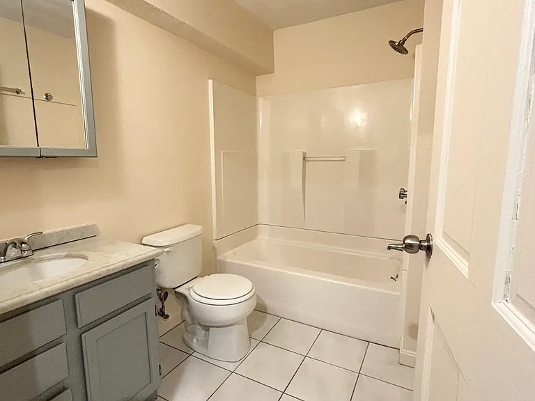 1436 Columbia Rd #1 — Photo 12