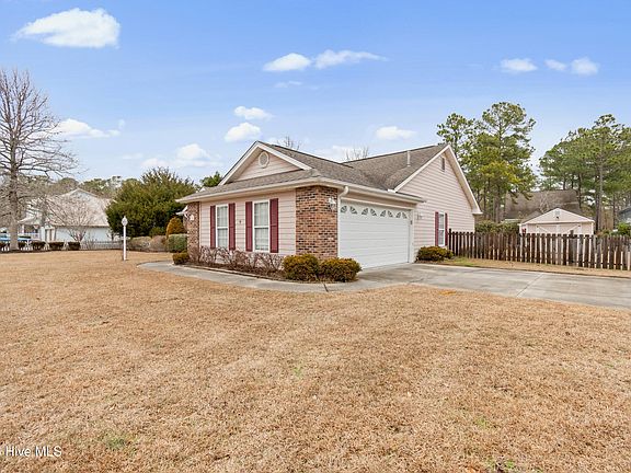 4th image of 5024 Pender Road