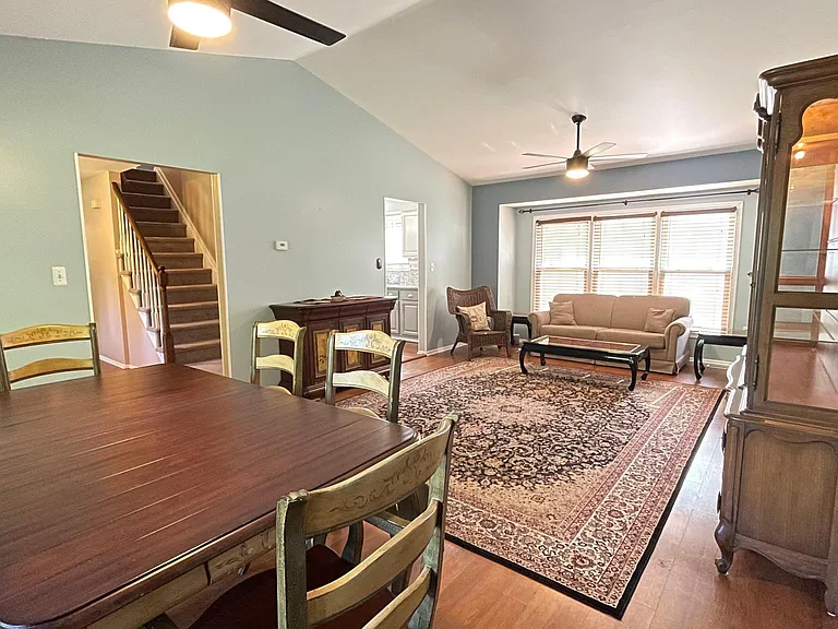 16 Jenny Ln — Photo 6