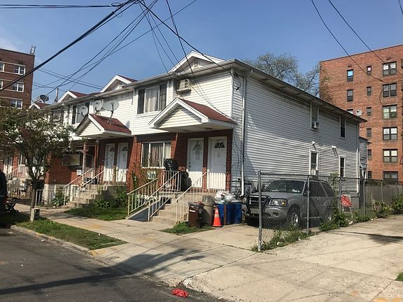 4th image of 1122 Gipson St