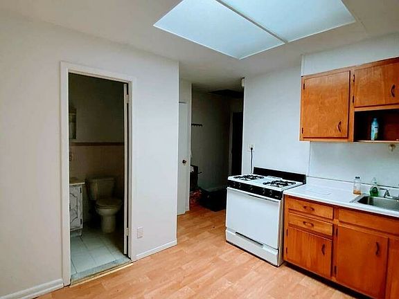 2nd image of 7805 20th Ave #1