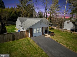 1612 Portland Ln, Bowie, MD 20716
