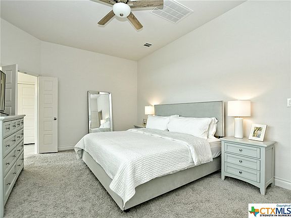 4th image of 212 Magdalene Way
