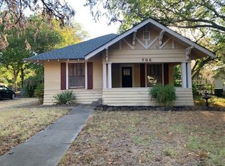 732 N Buffalo Ave, Cleburne, TX 76033