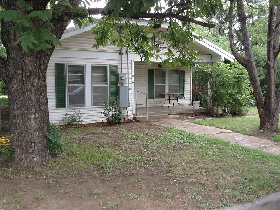 1st image of 1216 NW 3rd Ave