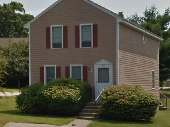 47 Wyman Rd, Dracut, MA 01826