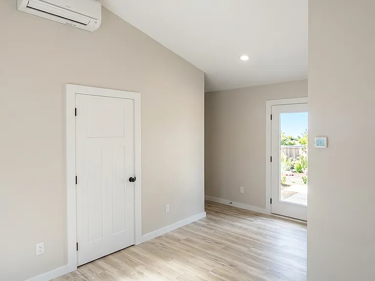 7817 N Carolina #213-A — Photo 5