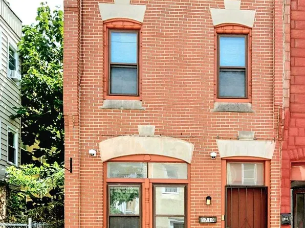 1710 Edgley St, Philadelphia, PA 19121
