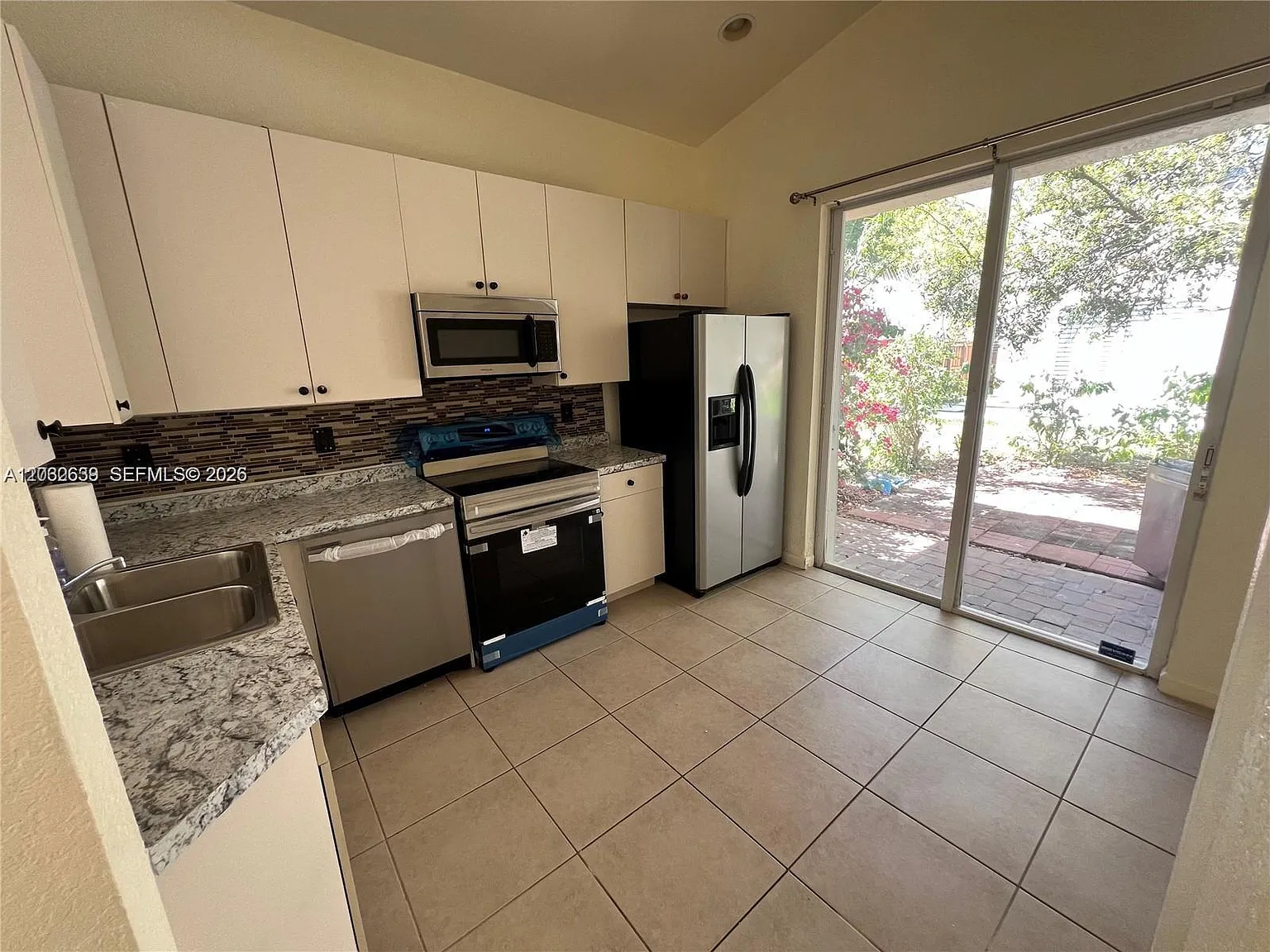 Portofino Estates — Photo 3