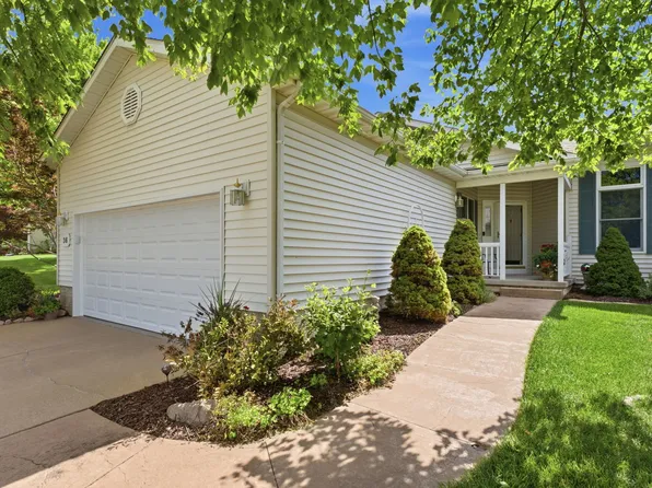 5200 Villa Dr Unit 36, Davenport, IA 52806