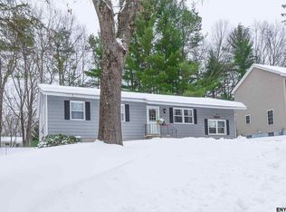 15 1/2 Curt Blvd, Saratoga Springs, NY 12866