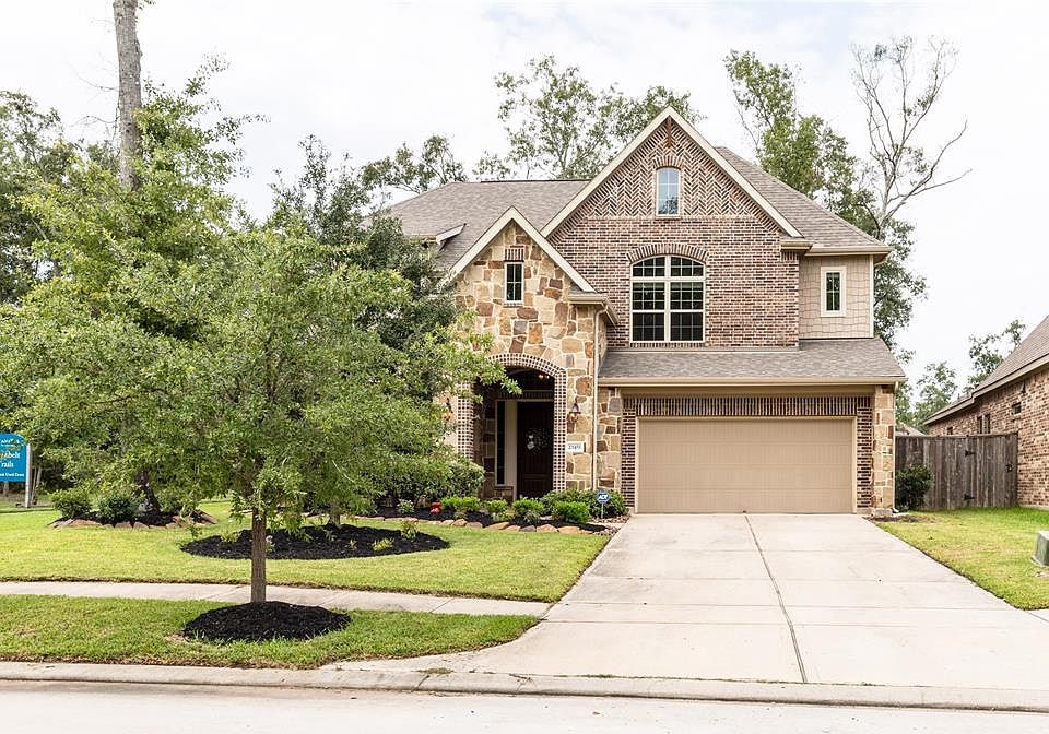 1st image of 23451 Millbrook Dr