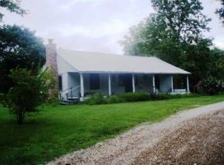 5625 Parsons Rd, Wildersville, TN 38388