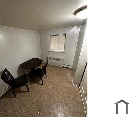 3rd image of 3308 Cruger Ave