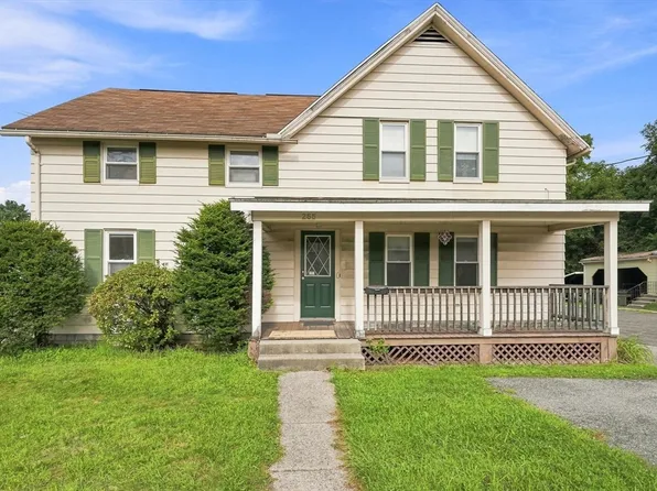 255 Center St, Ludlow, MA 01056