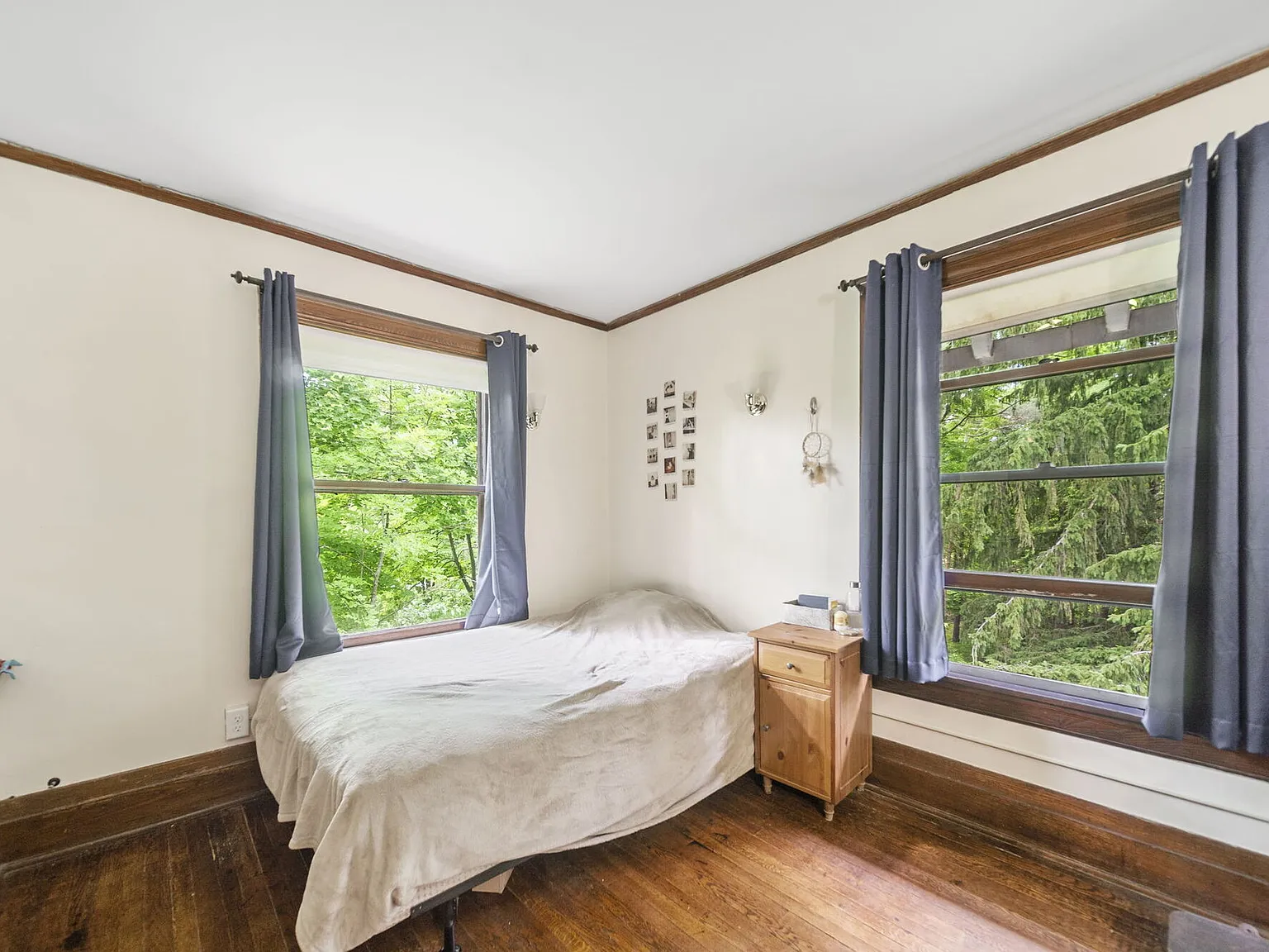 Large home open to grad students. Rent by the room! — Photo 3