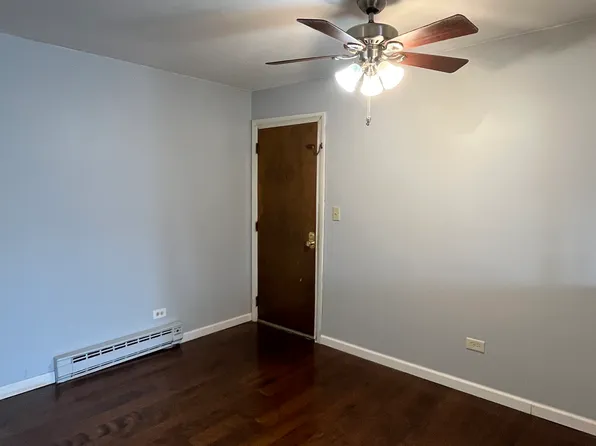 531 W Lies Rd, Carol Stream, IL 60188