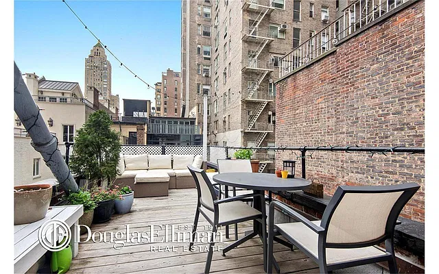 Rented by Douglas Elliman | media 20