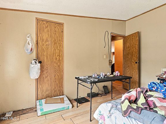 14th image of 146 Birch Drive