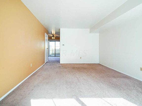 4th image of 1070 Merrimar Cir N