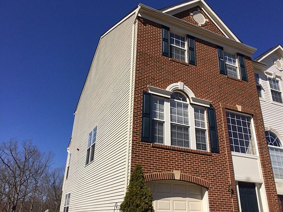 2nd image of 212 Raynar Ct #1