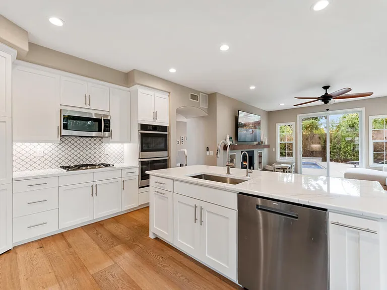 200 Oak View Ln — Photo 9