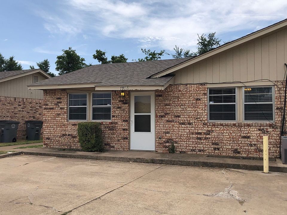 1st image of 7936 NW Crossland Cir