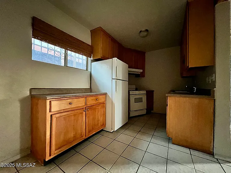 136 N Little Page St — Photo 3