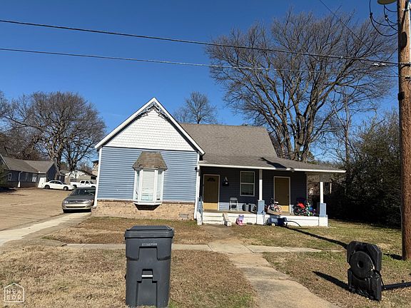 2nd image of 908 Warner Ave