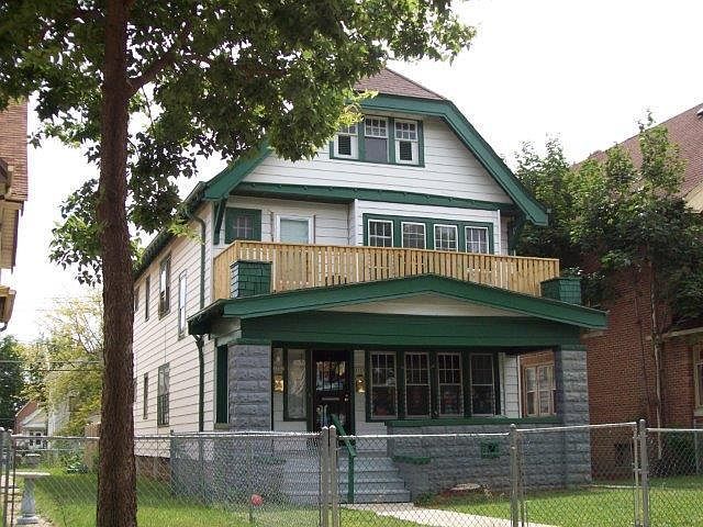 Building Photo