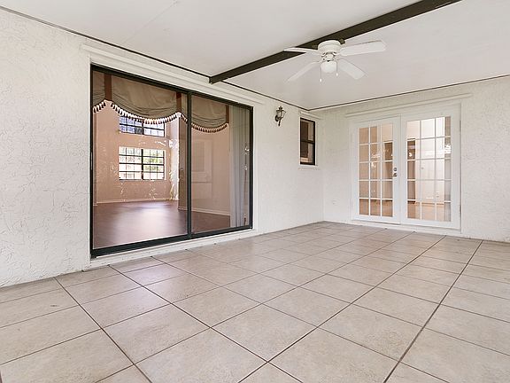 5th image of 9811 N Oak Knoll Cir