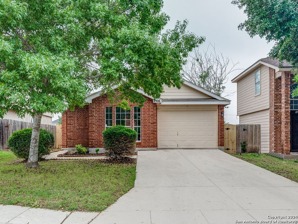 1st image of 4906 crestwood hill