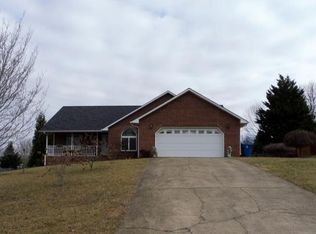 405 Oxford Ct, Kingsport, TN 37663