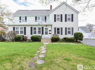 3554 S 84th St, Milwaukee, WI 53228