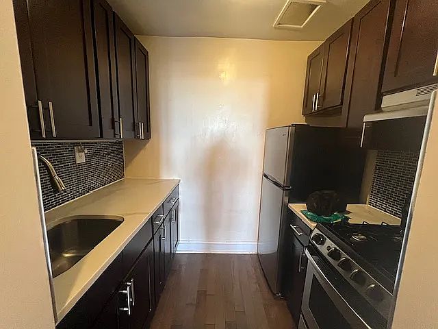 1st image of 390 E 21st St APT 4D