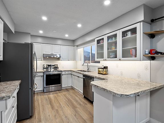 5th image of 1754 Sheridan Dr