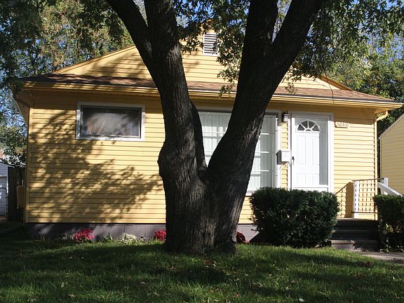 2nd image of 30418 Alger Blvd
